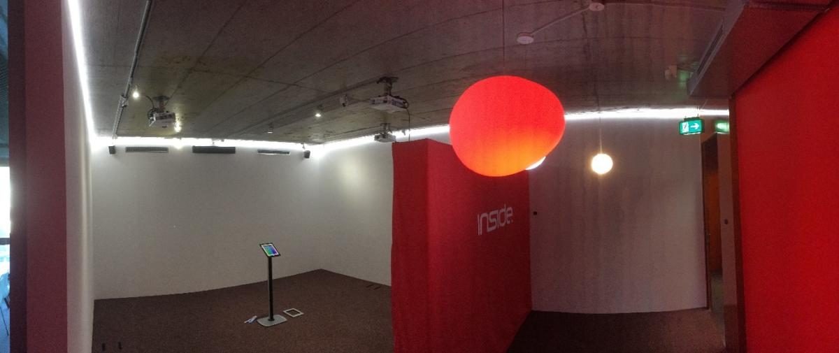 Lichtband in der 3D-Animations-Lounge von Inside Solutions in Liestal